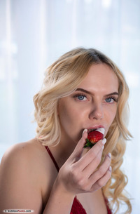 Strawberry Teen Adrianaa