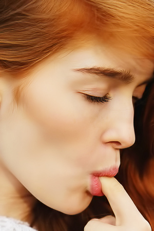 Redhead Jia Lissa tasting her pussy