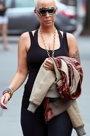 Hot Sexy Amber Roses Bg Butt Candids