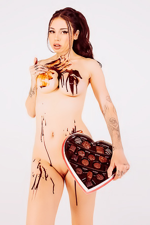 Diana Melison With Hot Big Boobs And Sexy Body